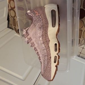 RARE Nike airMax 95 safari purple